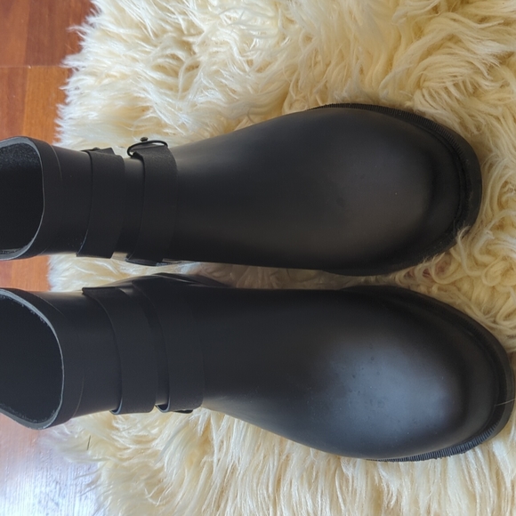 Chooka Midtown Strappy Black Winter Rain Boots Ankle Booties 10 Rubber - Picture 7 of 9
